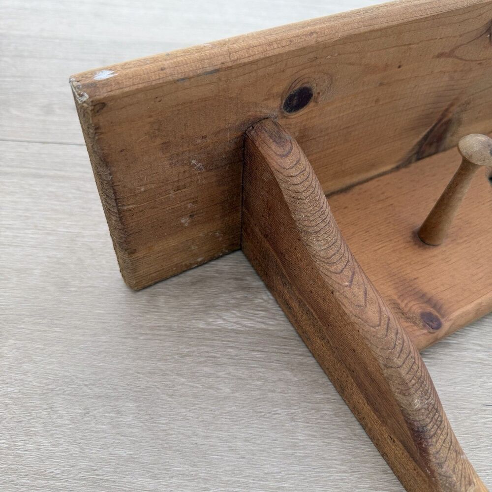 Wooden 23” Cottagecore Heart Hanging Trinket Wall Shelf w Pegs Grandmacore VTG - Picture 3 of 9